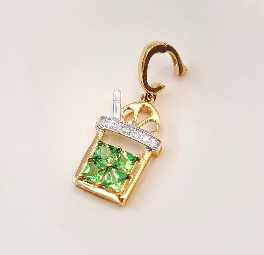 18金 ダイヤモンドチャーム ペンダント K18YG 18K ネックレスチャーム ダイヤモンド ピンク カラーストーン バチカン メロンソーダ カクテル ビール パフェ ワイン - Jewelry Hills Tokyo