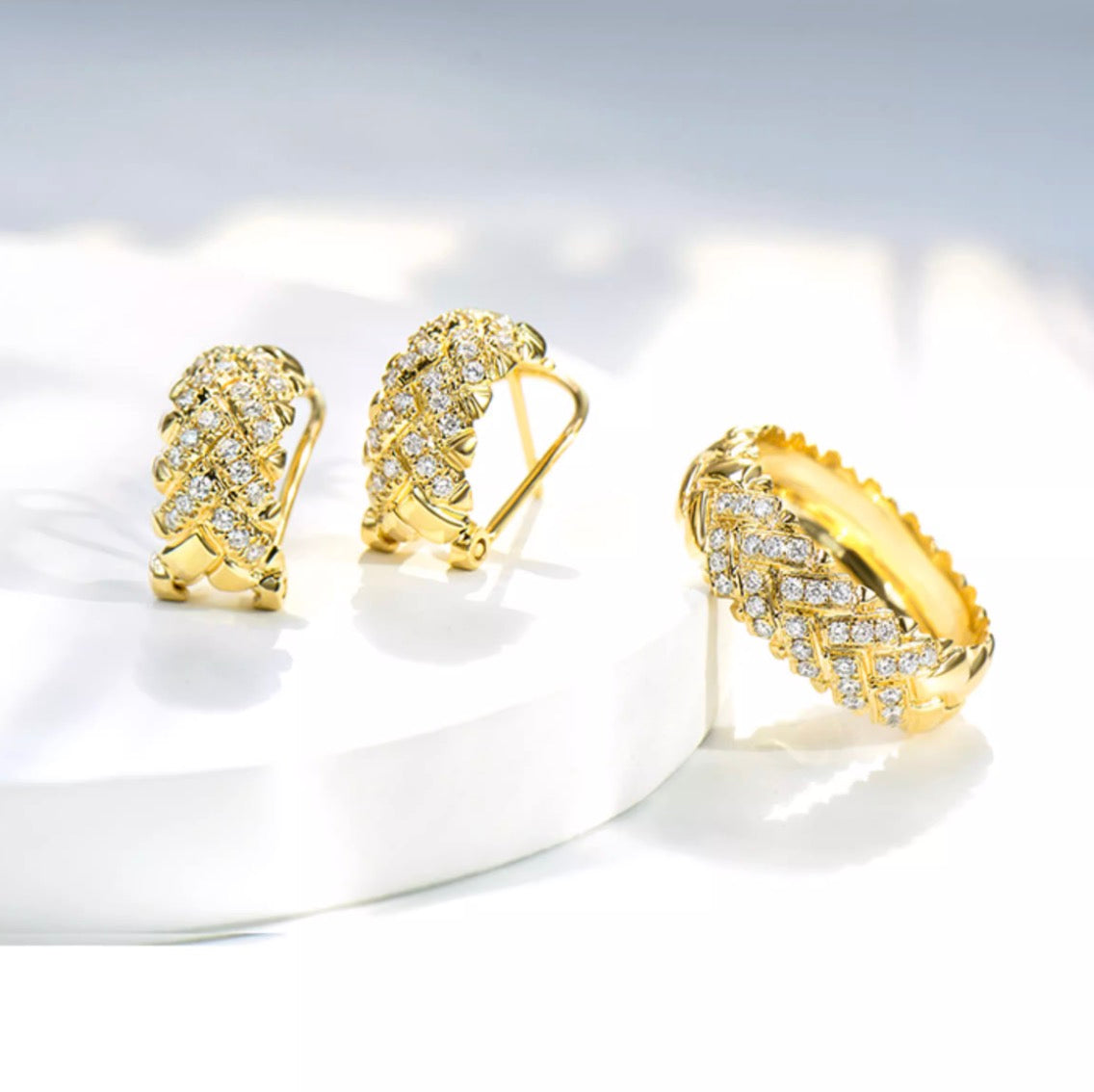 K18YG PG WG クリップピアス ダイヤモンド ピアス イエローゴールド 18K 18金 YG ピンクゴールド ホワイトゴールド 大ぶり 豪華 ダイヤ V 送料無料 匿名配送