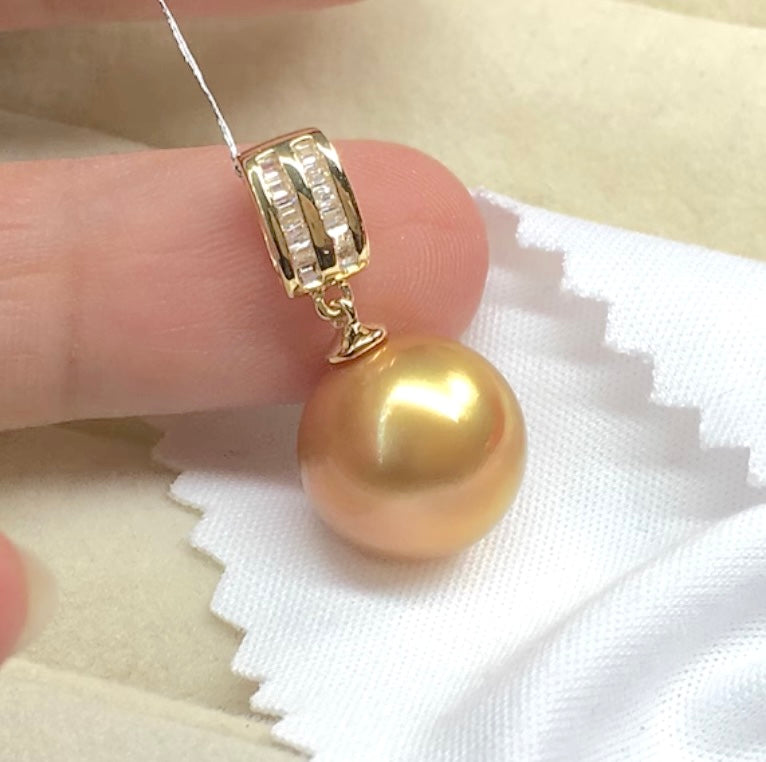 18k gold golden pearl pendant necklace