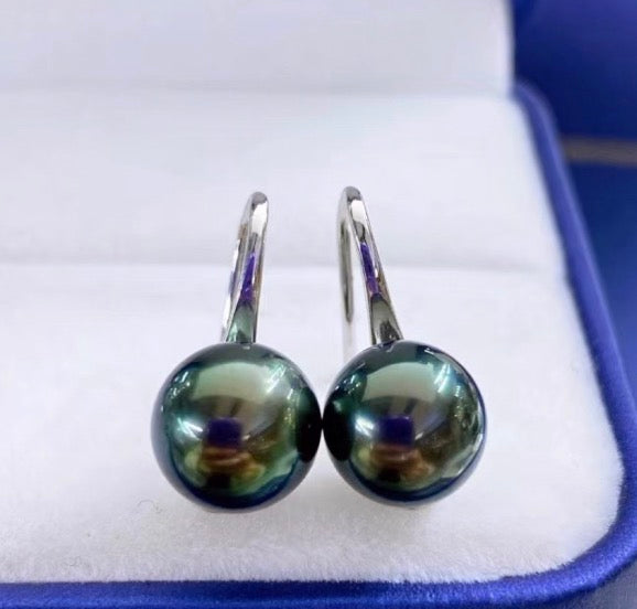 K18WG 黒蝶真珠 ピーコックグリーン フックピアス 18K ホワイト