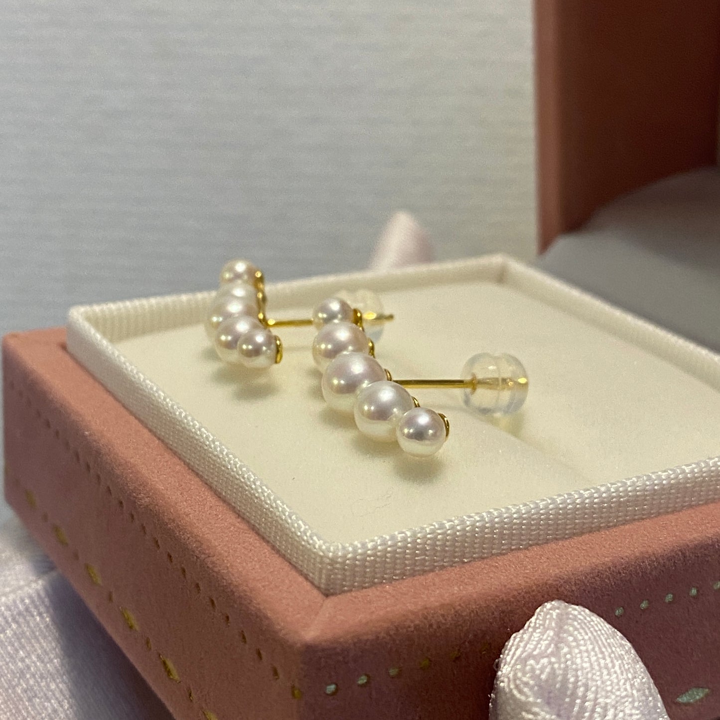 K18YG あこや真珠 スマイル スタッドピアス 18K akoya pearl earrings アコヤ パール グラデーション