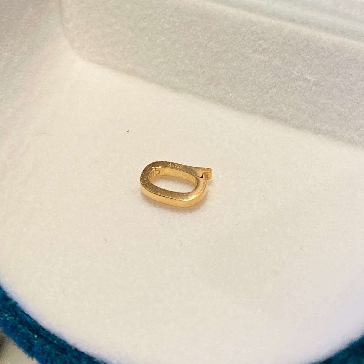 K18YG WG クリッカー パーツ オーバル バチカン チャーム ネックレスパーツ 繋ぎ チャームホルダー 18K