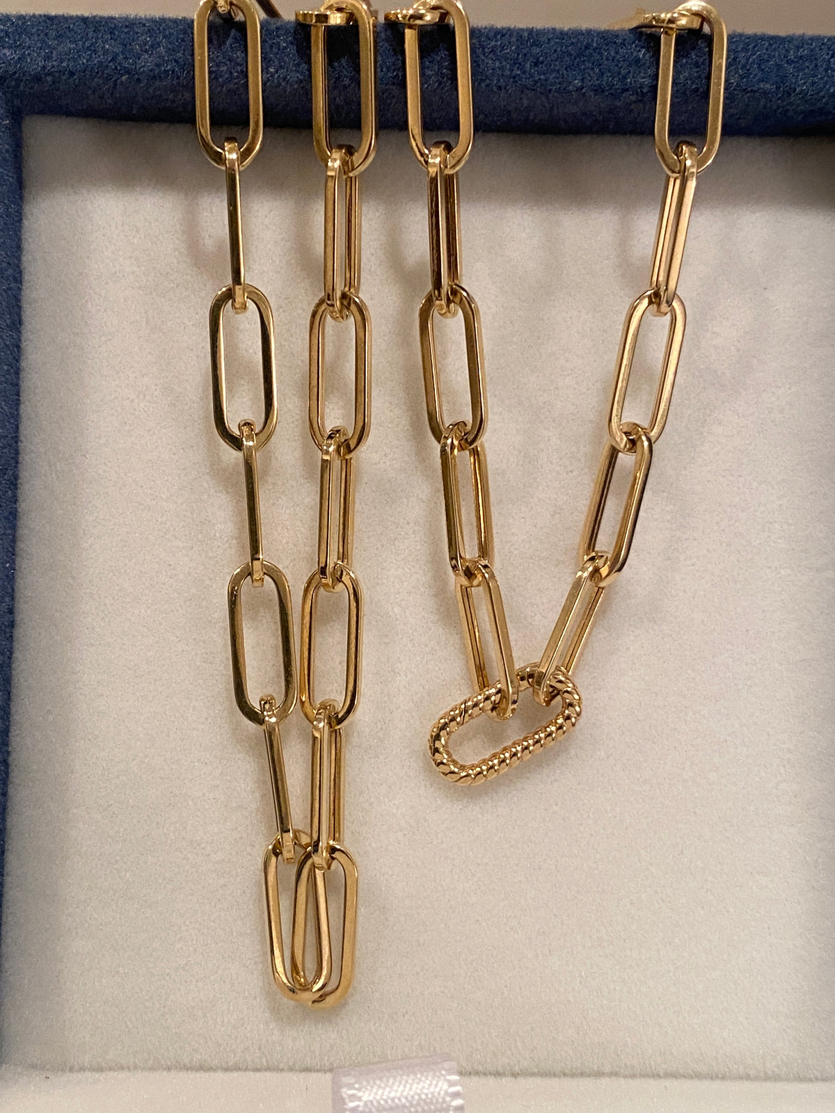 K18YG WG【太さ 約4.5mm】イタリアンジュエリー 中空 18k チェーンブレスレット ペーパークリップチェーン オーバル ツイストクラスプ
