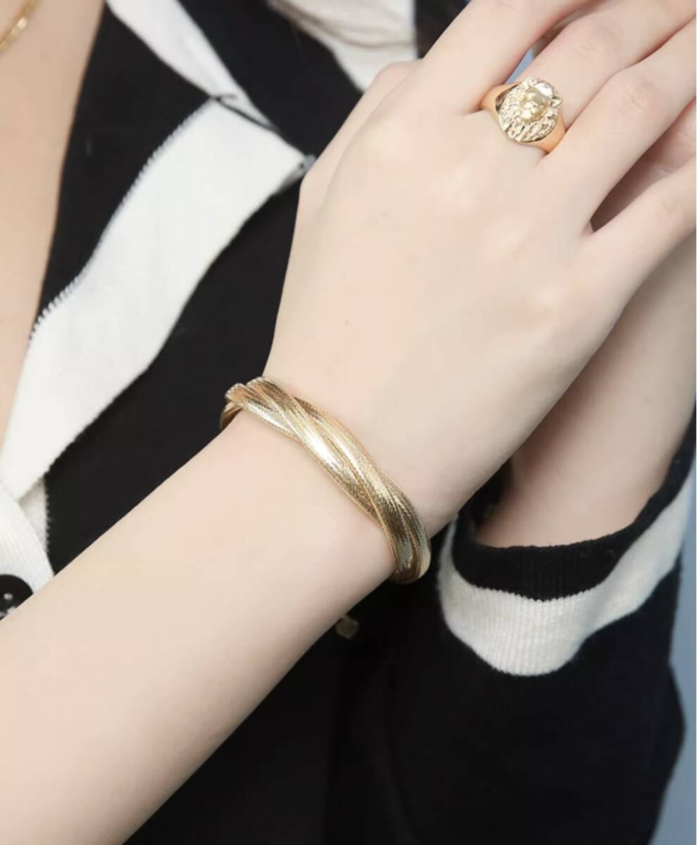 K18 蛇 ブレスレット バングル スネーク 18K YG イエローゴールド K18YG ツイスト 太め ゴツい ボリューム ねじり 編み 弾力ブレスレット - Jewelry Hills Tokyo