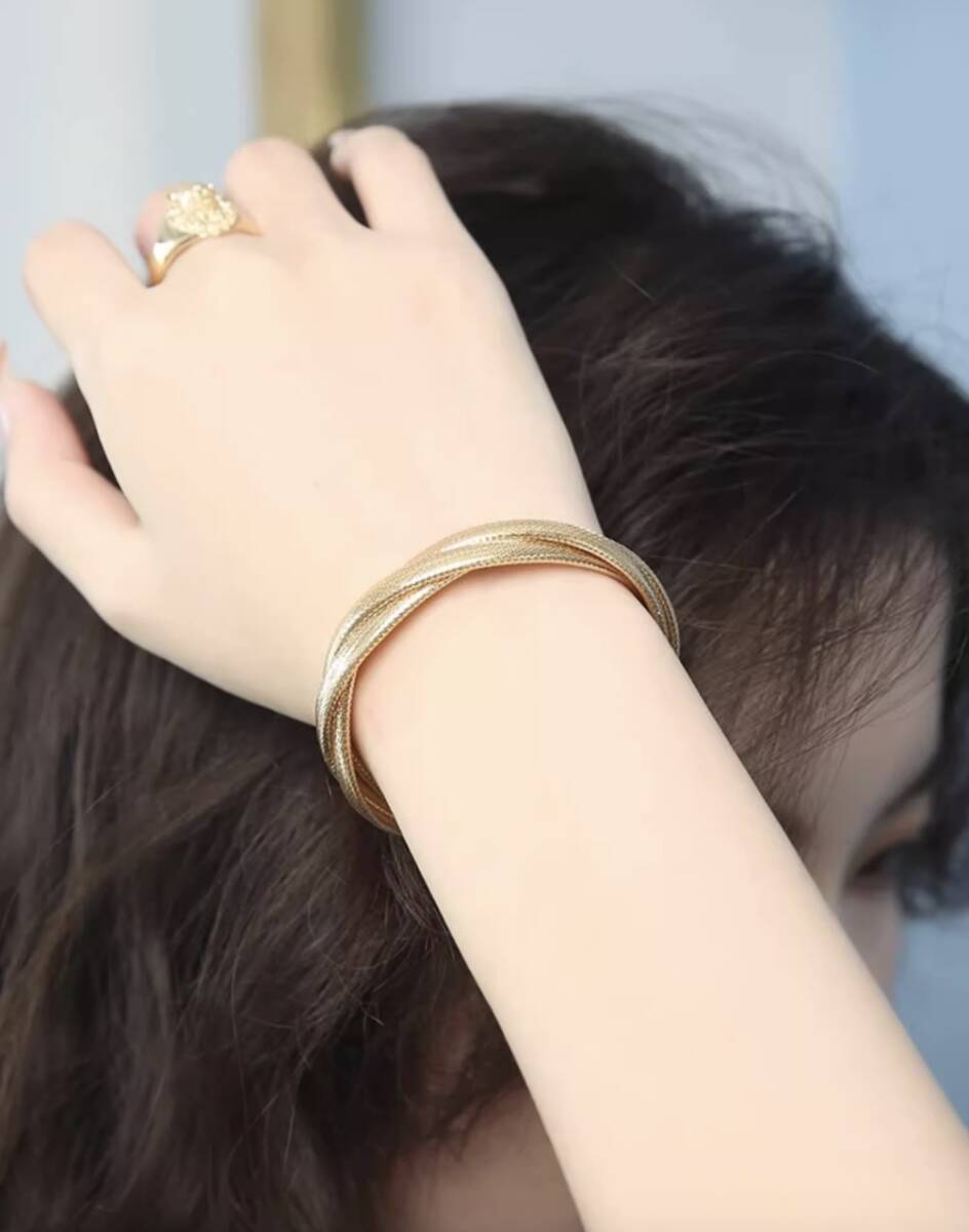 K18 蛇 ブレスレット バングル スネーク 18K YG イエローゴールド K18YG ツイスト 太め ゴツい ボリューム ねじり 編み 弾力ブレスレット - Jewelry Hills Tokyo
