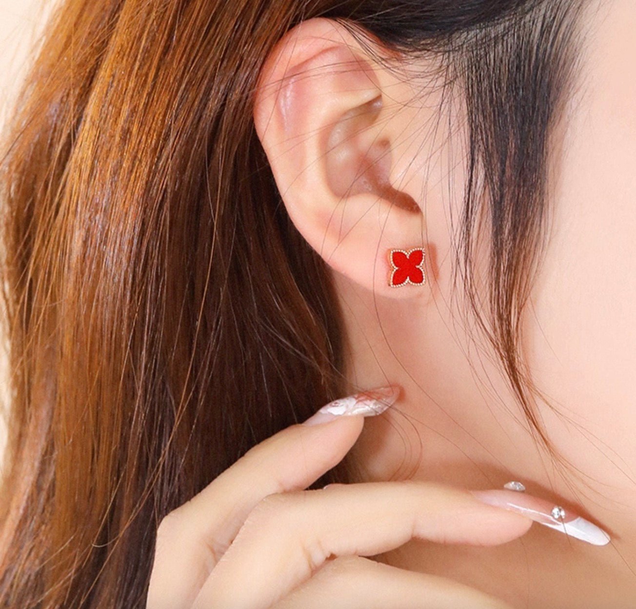 K18PG レッドカーネリアン ピアス スタッドピアス ピンクゴールド 花 四ツ葉 クローバー 四つ葉 18K PG 18金 カーネリアン アゲート - Jewelry Hills Tokyo