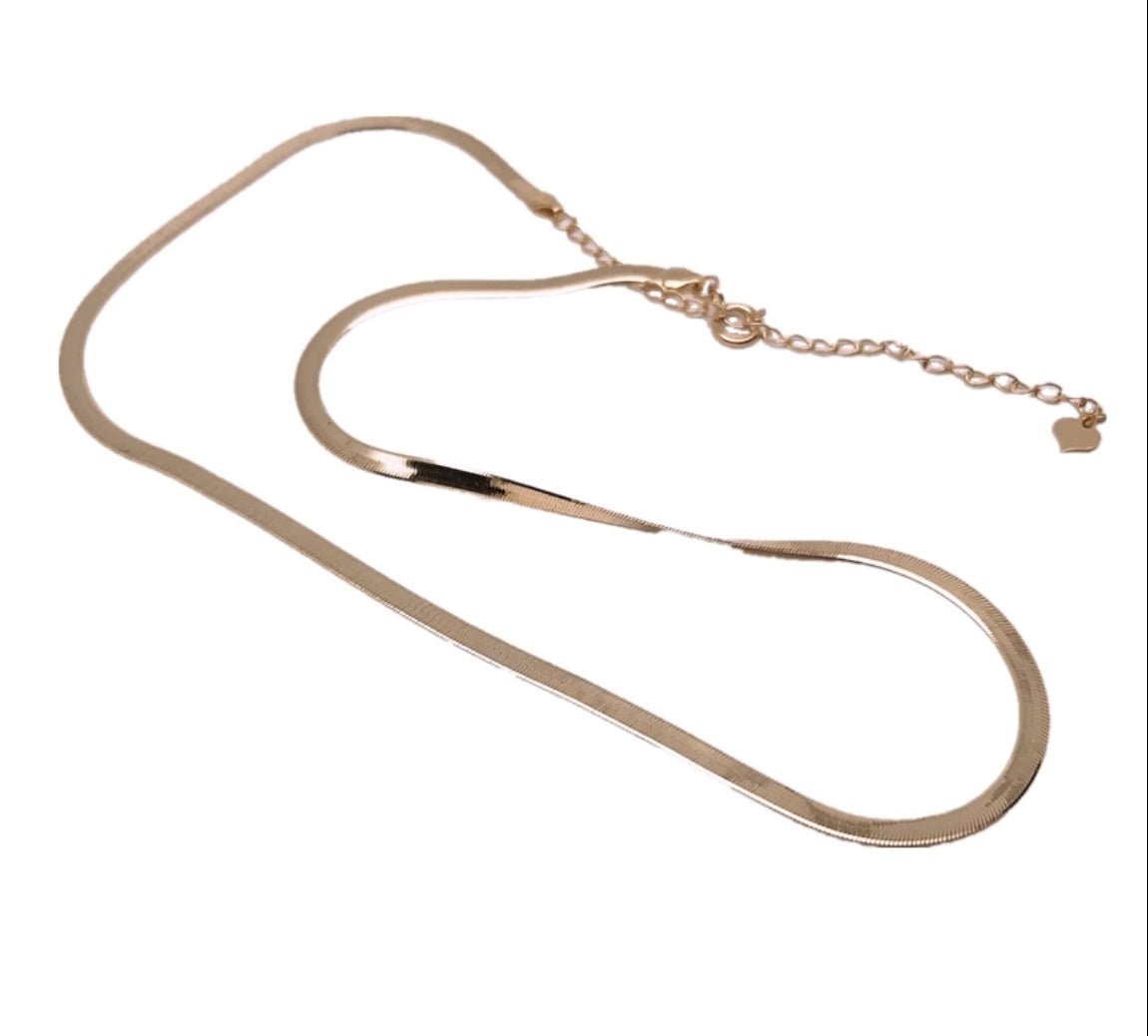 K18YG イエローゴールド 18金 ネックレス チェーンネックレス スネークチェーン スネークネックレス 18K ネックレスチェーン 35+7cm 2.6mm - Jewelry Hills Tokyo