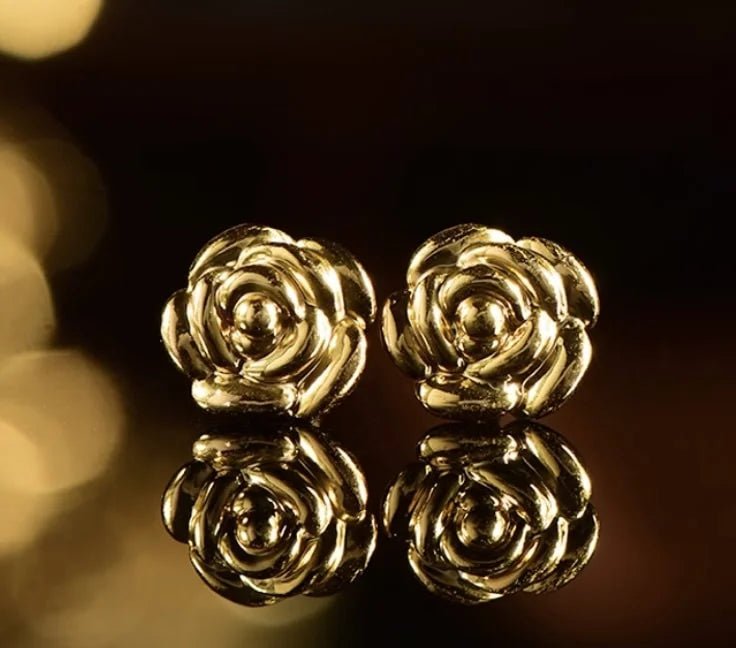 K18YG イエローゴールド ピアス 薔薇 ローズ バラ 花 スタッドピアス 18金 シンプル 18K ワンポイント 中空 - Jewelry Hills Tokyo