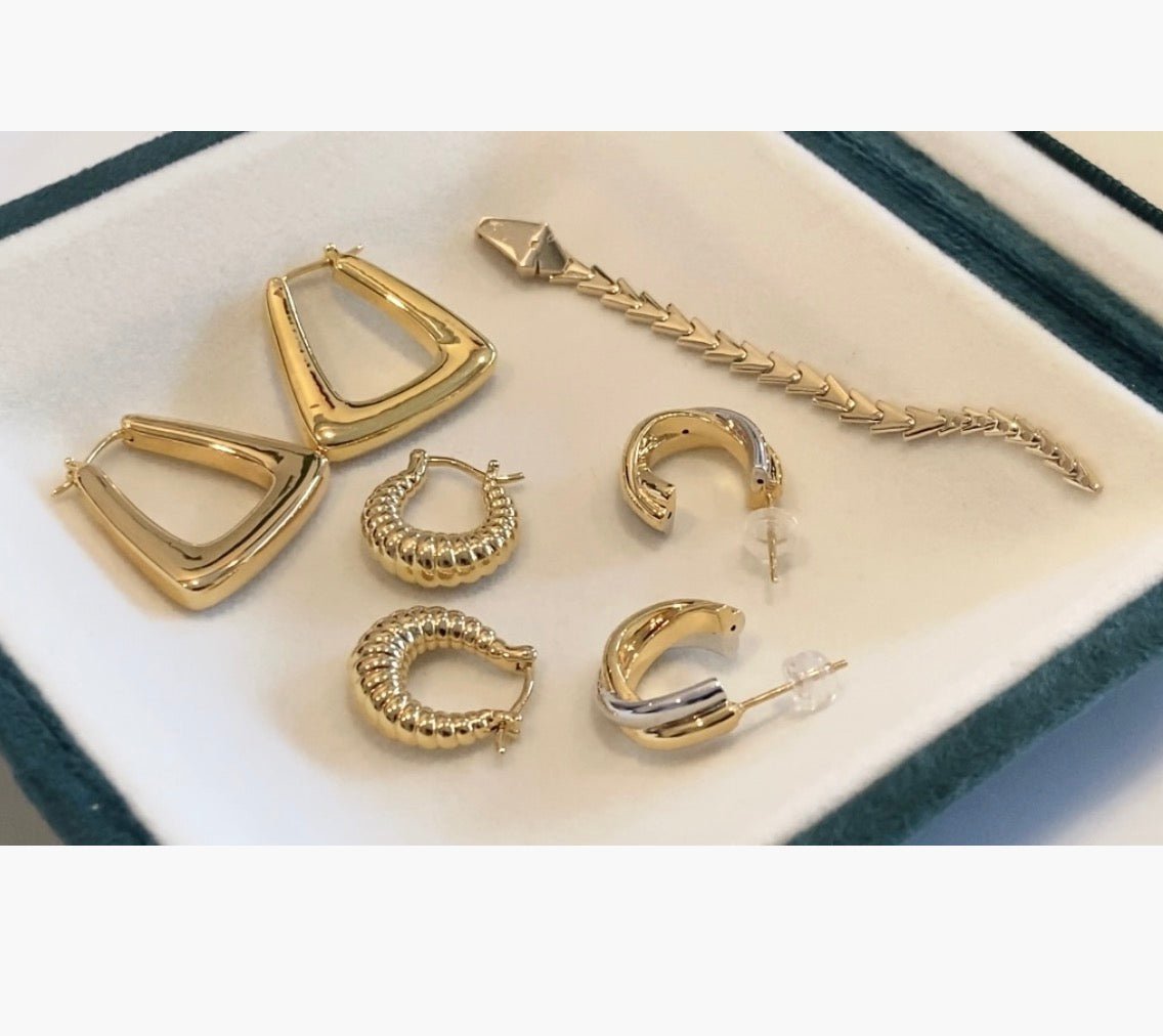 K18YG イエローゴールド フープピアス ピアス リングピアス ロープ ねじり 繭 18金 18K K18 ツイスト 中空ピアス - Jewelry Hills Tokyo