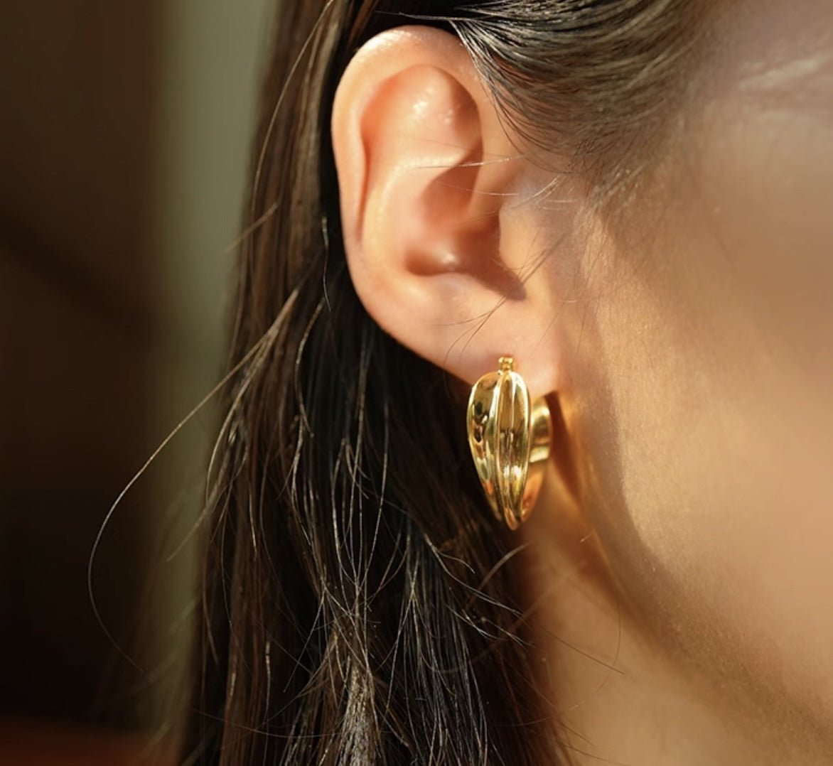 K18YG イエローゴールド フープピアス ピアス リングピアス 18.5mm 中空 シンプル ワンポイント 18金 18K K18 おしゃれ - Jewelry Hills Tokyo