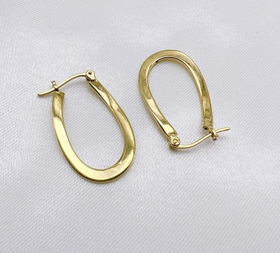 K18YG イエローゴールド 18K ピアス フープピアス リングピアス イタリアンジュエリー 輪っか 中空 中空ピアス - Jewelry Hills Tokyo