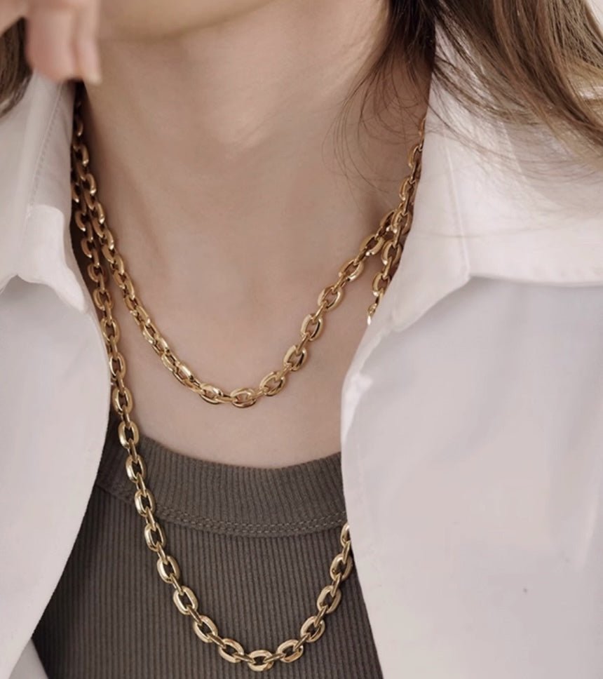 K18YG イエローゴールド 18K レオンチェーン ケーブルチェーン オーバル あずき 太め ボリューム ネックレス メンズ レディース 中空 男女共用 - Jewelry Hills Tokyo