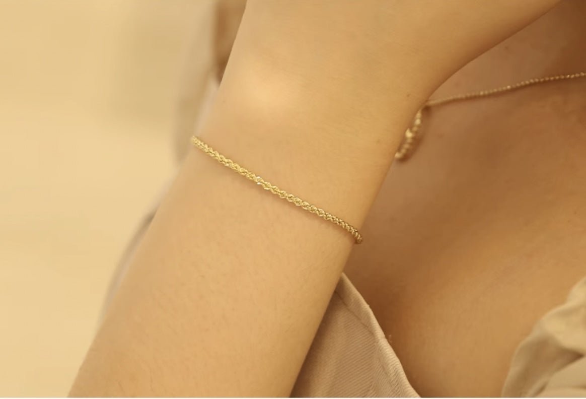 K18YG イエローゴールド 18K ツイスト ロープチェーン 綱 ブレスレット ブレス メンズ レディース ユニセックス スライド式 アジャスター - Jewelry Hills Tokyo