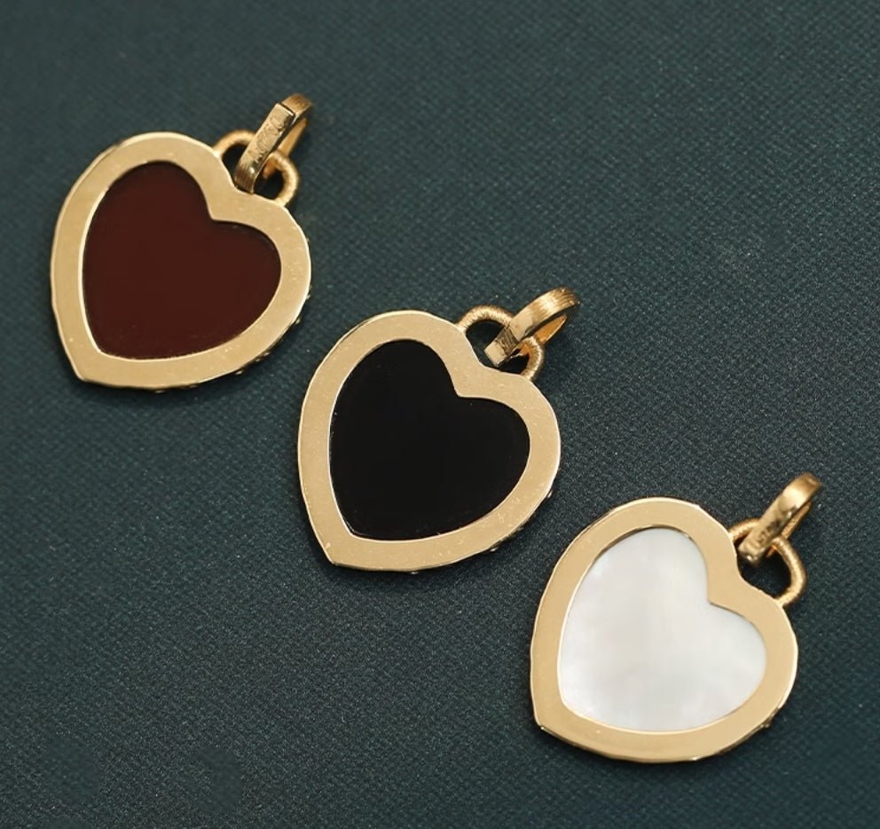 K18YG イエローゴールド ネックレス ペンダント ハート バチカン レッドカーネリアン / ブラックオニキス / 白蝶貝 18K ペンダントトップ ネックレスチャーム クラスプ赤 黒 白 - Jewelry Hills Tokyo