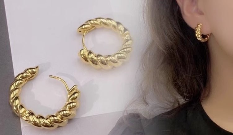 K18YG イエローゴールド 18K ピアス フープピアス イタリアンジュエリー リングピアス ツイスト ねじり ロープ 輪っか ラウンド 中空 円形 - Jewelry Hills Tokyo