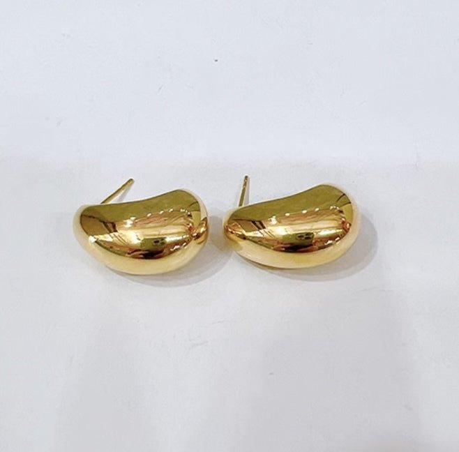 K18YG イエローゴールド 18K ピアス スタッドピアス 豆 シンプル 鏡面 中空 イタリアンジュエリー K18 日常使い C ゴールド 存在感 大きめ - Jewelry Hills Tokyo