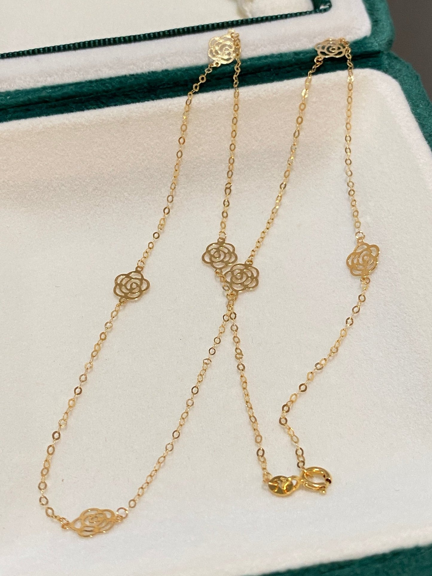 K18YG カメリア ネックレス 18K YG イエローゴールド ステーションネックレス 薔薇 花 45cm - Jewelry Hills Tokyo