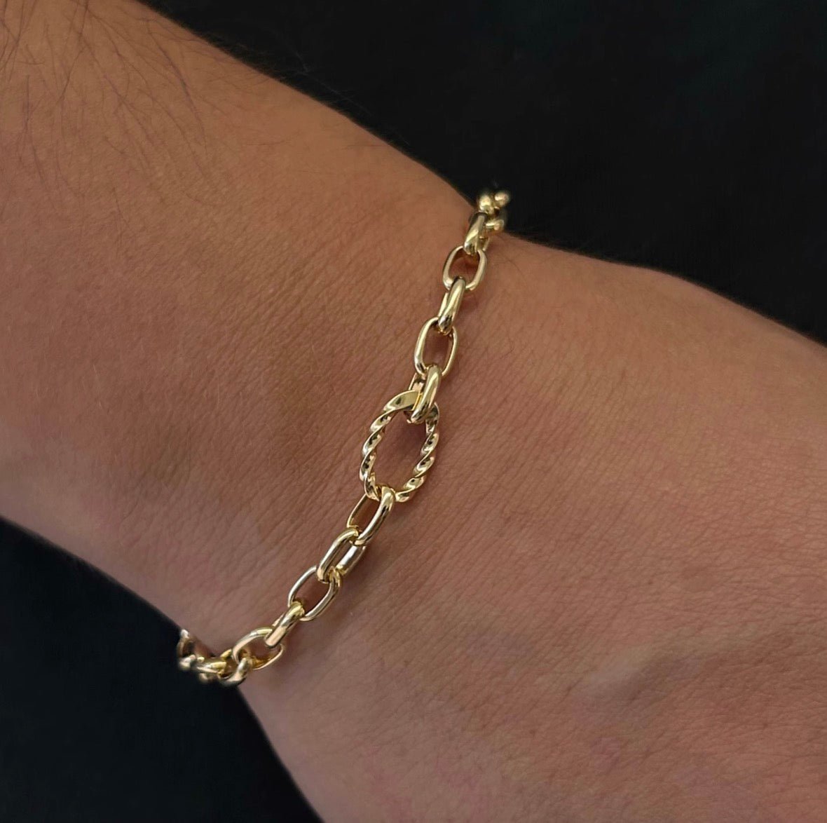 K18YG イエローゴールド オーバル ツイスト パーツ チャーム チェーンパーツ コマ バチカン 18K 開口 YG 繋ぎ ジュエリーパーツ ホルダー - Jewelry Hills Tokyo