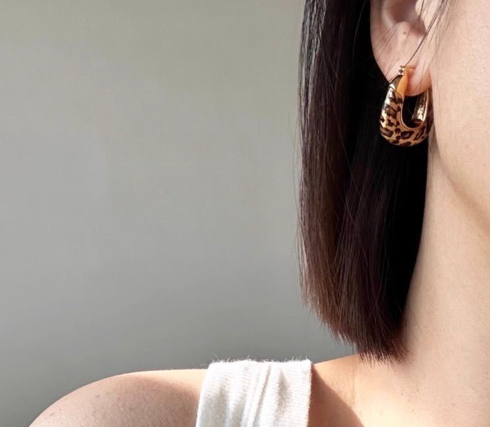 K18YG イエローゴールド 18K フープピアス 豹柄 レオパード ピアス リングピアス 模様 YG 柄 大ぶり ドロップピアス - Jewelry Hills Tokyo