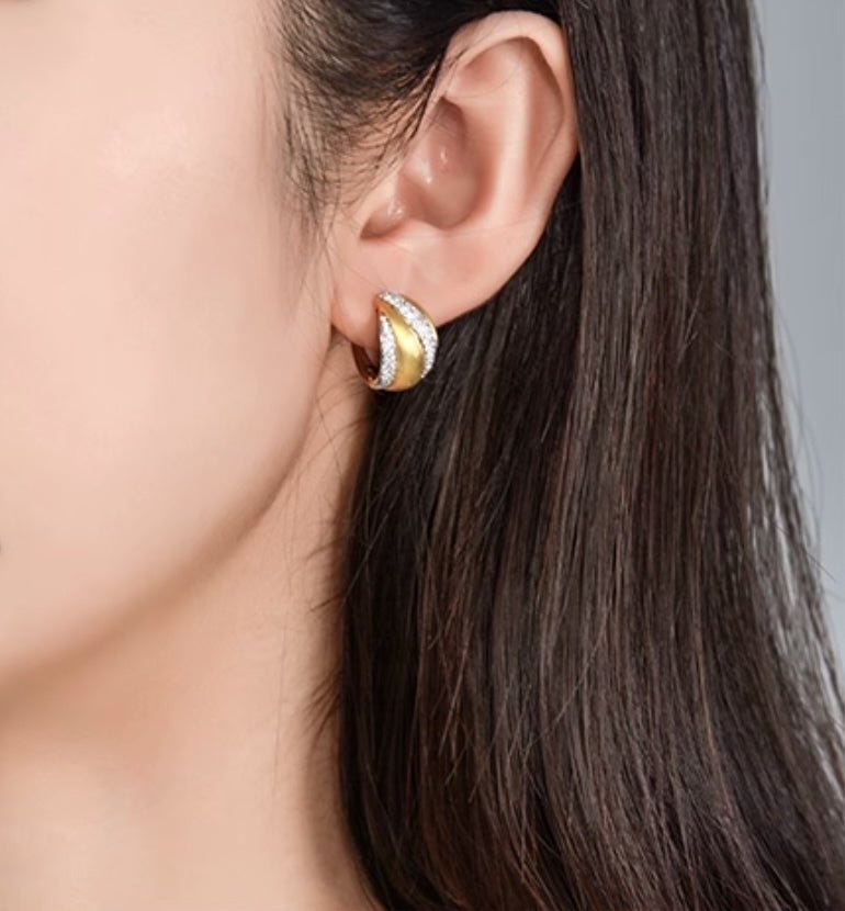 K18YG PG WG 18K ピアス ダイヤモンド リングピアス ツイスト ウェーブ ヘアライン加工 やすり加工 ぷっくり ボリューム オーダージュエリー オーダーメイドジュエリー - Jewelry Hills Tokyo