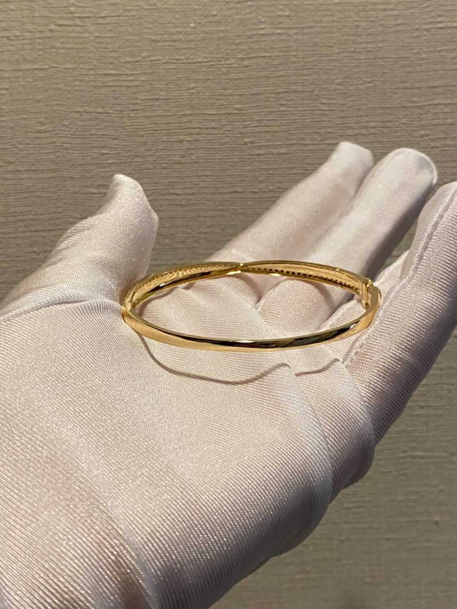K18YG PG WG ダイヤモンド バングル 華奢 細め ダイヤ X ツイスト オシャレ ウェーブ ツイスト クロス 18K イエローゴールド / K18WG ホワイトゴールド / K18PG ピンクゴールド - Jewelry Hills Tokyo