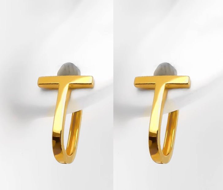 K18YG リングピアス T イエローゴールド 18K 18金 ピアス 中空ピアス フープピアス イエローゴールド シンプル T字 小ぶり シンプル - Jewelry Hills Tokyo