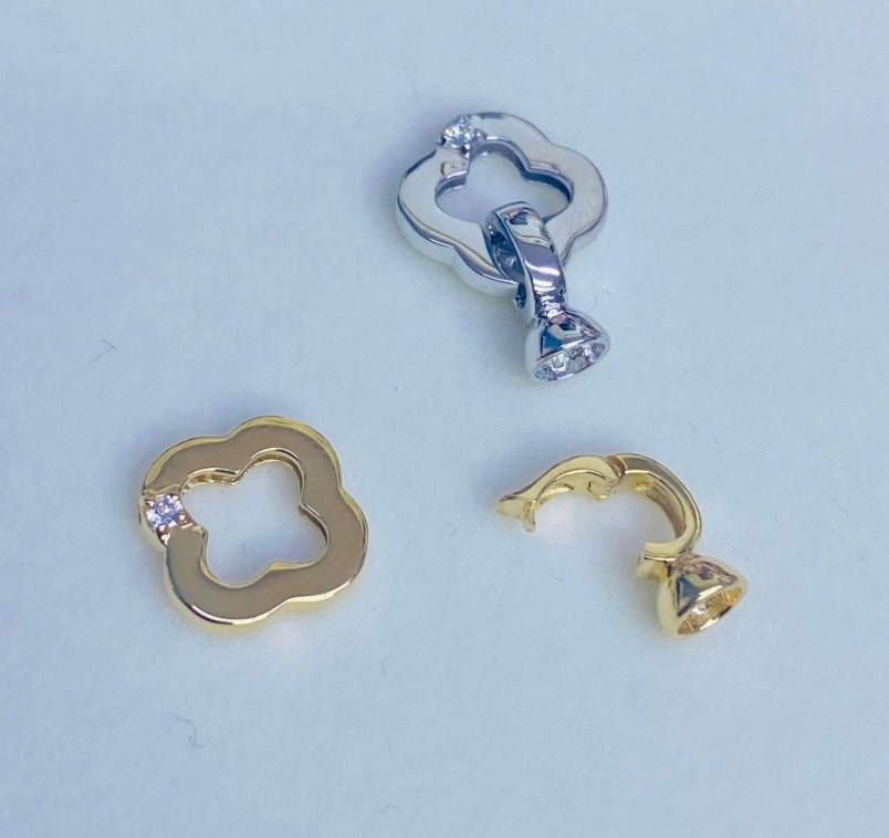 K18YG WG クローバー 四ツ葉 18K イエローゴールド 18金 チャーム ネックレスパーツ 留め具 留め金具 クリッカー クラスプ コマ パーツ - Jewelry Hills Tokyo