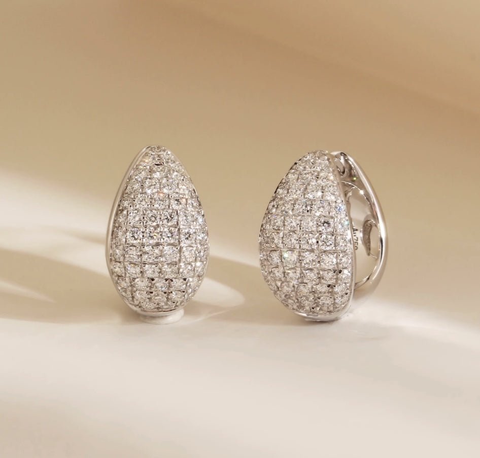 K18YG WG リングピアス【ダイヤモンド / 鏡面】ティアドロップ 雫 ぷっくり イエローゴールド YG 18K ピアス フープピアス K18WG ホワイトゴールド ダイヤ ぽってり 丸い - Jewelry Hills Tokyo