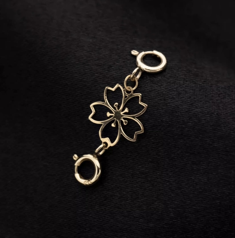 K18YG 引き輪 ヒキワ ひきわ 花 桜 梅 チェーンパーツ ネックレスパーツ YG 18K チャーム 両開口 コマ 花モチーフ 1.8cm / 3.8cm / 5.8cm 延伸 延ばす - Jewelry Hills Tokyo