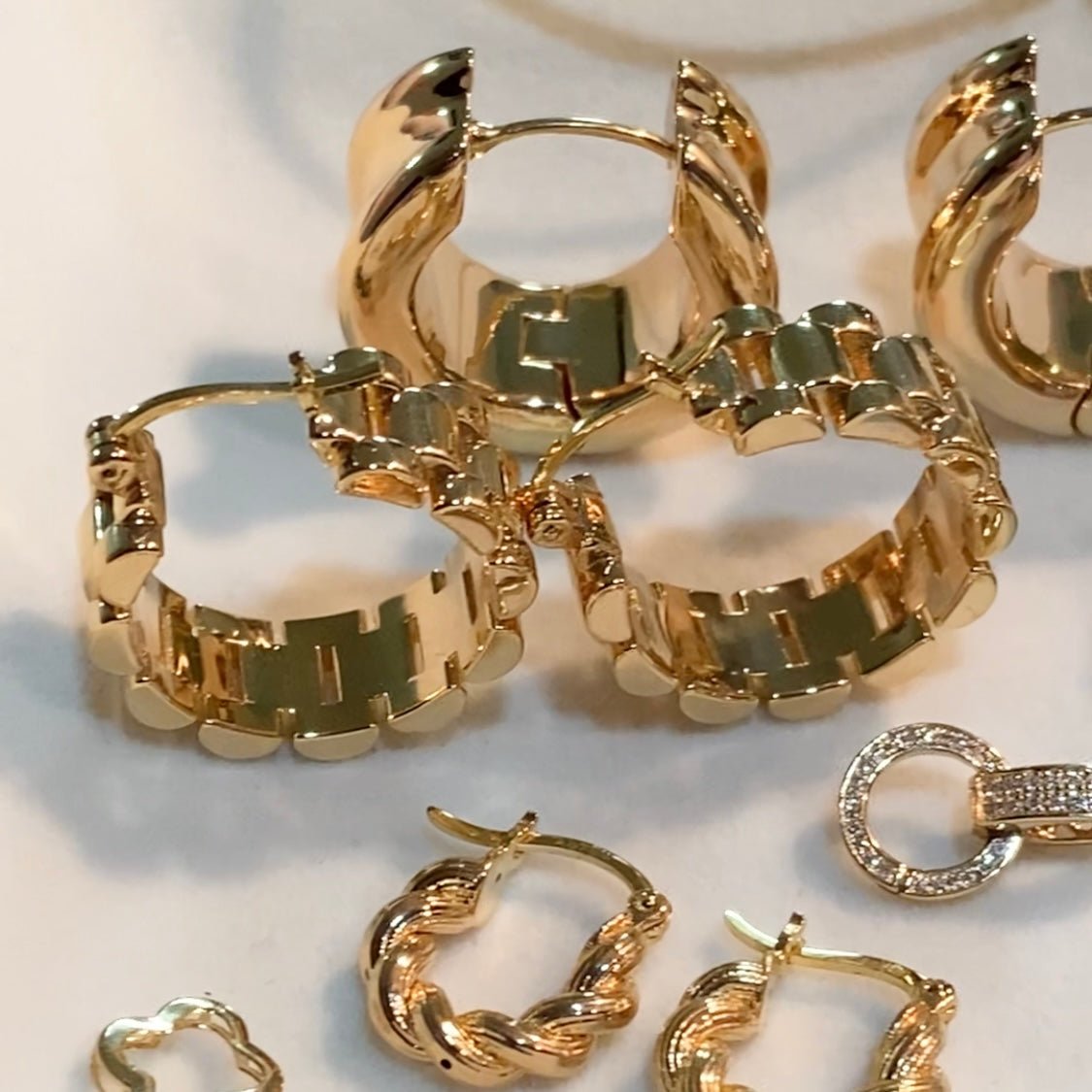 K18YG リングピアス チェーン フープピアス イエローゴールド YG 18K 丸 ラウンド 円形 イタリアンジュエリー 大ぶり 大きめ - Jewelry Hills Tokyo