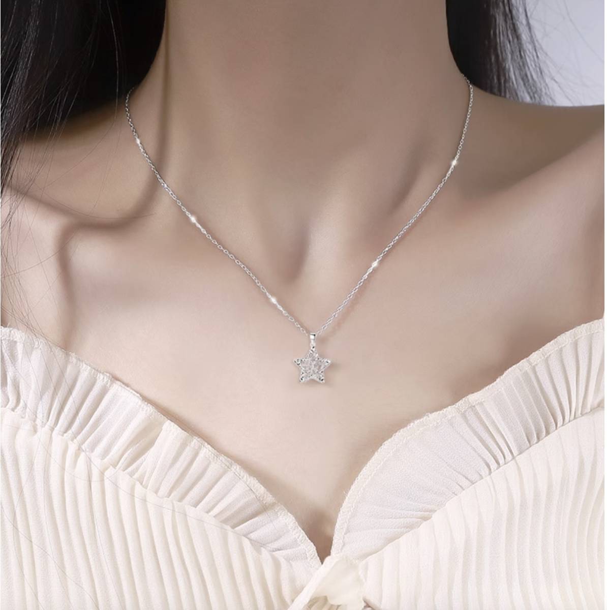 PT950 プラチナ ペンダントトップ ネックレスチャーム 星 星型 スター ワンポイント シンプル キラキラ ペンダント ネックレス - Jewelry Hills Tokyo