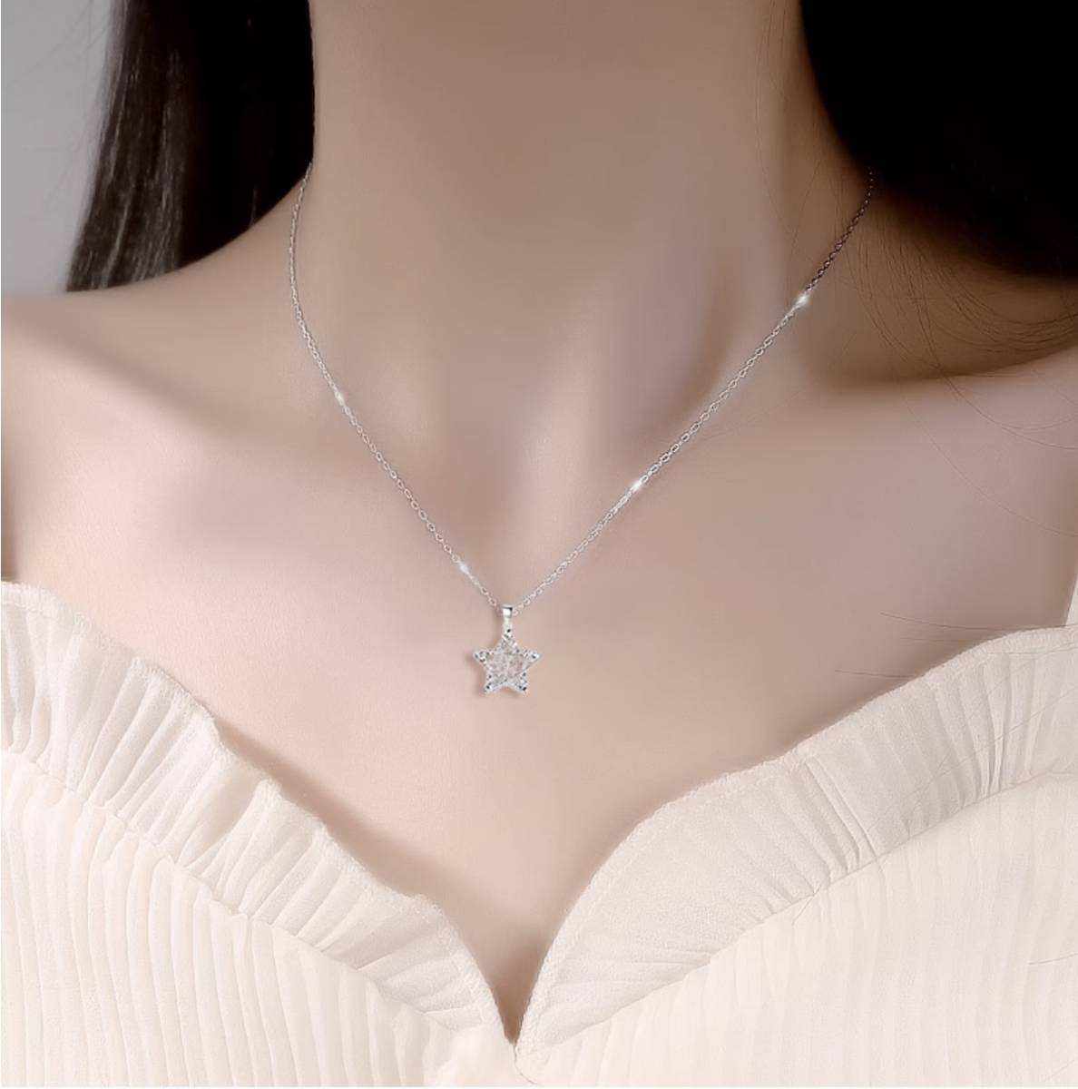 PT950 プラチナ ペンダントトップ ネックレスチャーム 星 星型 スター ワンポイント シンプル キラキラ ペンダント ネックレス - Jewelry Hills Tokyo