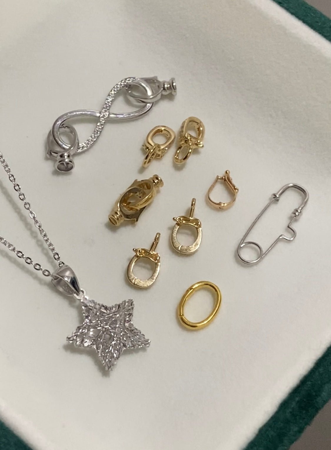 PT950 プラチナ ペンダントトップ ネックレスチャーム 星 星型 スター ワンポイント シンプル キラキラ ペンダント ネックレス - Jewelry Hills Tokyo