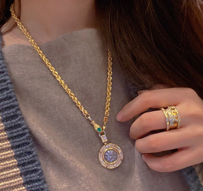 K18YG エメラルド ツァボライト チャーム マルチバチカン 18K イエローゴールド ヘアライン加工 やすり加工 マット加工 ドロップ型 ペンダント バチカン ダイヤモンド 大きめ 花彫