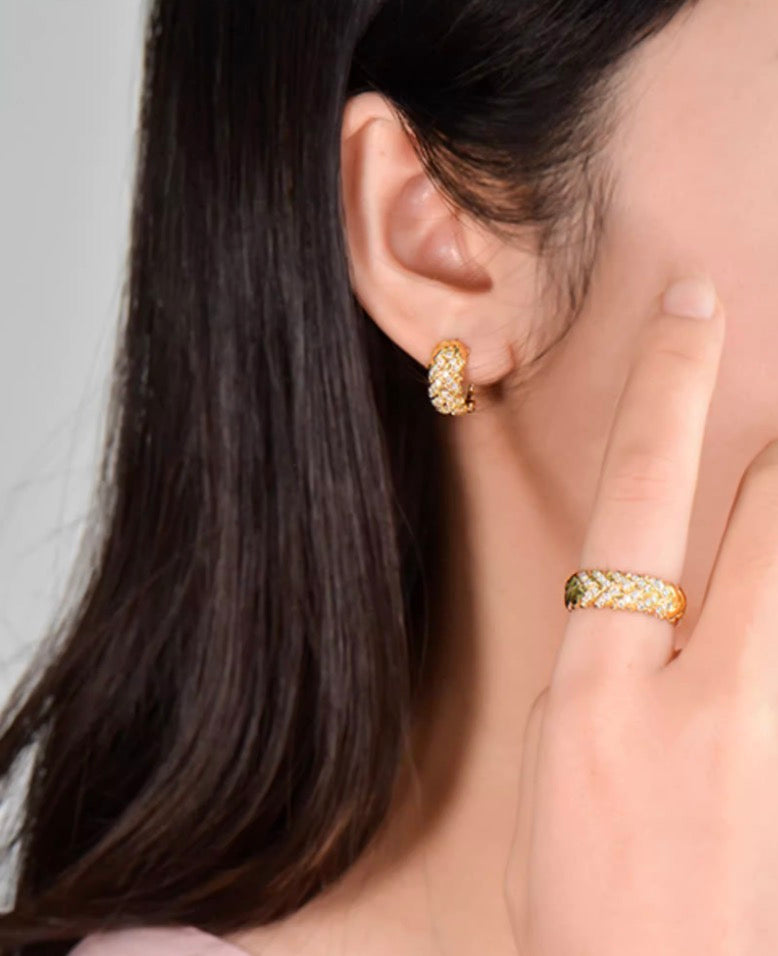 K18YG PG WG クリップピアス ダイヤモンド ピアス イエローゴールド 18K 18金 YG ピンクゴールド ホワイトゴールド 大ぶり 豪華 ダイヤ V      送料無料     匿名配送