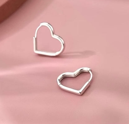 PT950 プラチナ ハート ピアス フープピアス ハート型 リングピアス