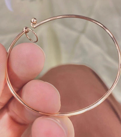 K18YG PG ワイヤーバングル 細め ブレスレット ワイヤー 弾力 18K 18金 YG イエローゴールド ピンクゴールド