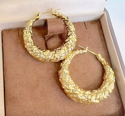 K18YG バロック リングピアス フープピアス 中空ピアス イエローゴールド 凸凹 模様 くしゃくしゃ 18K 18金 YG ピアス