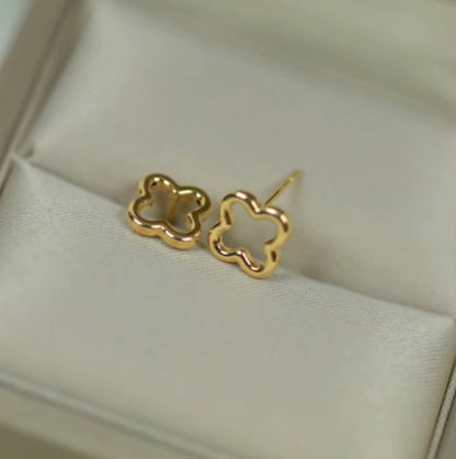 K18YG クローバー ピアス スタッドピアス 四ツ葉 四つ葉 イエローゴールド 18金 18K YG