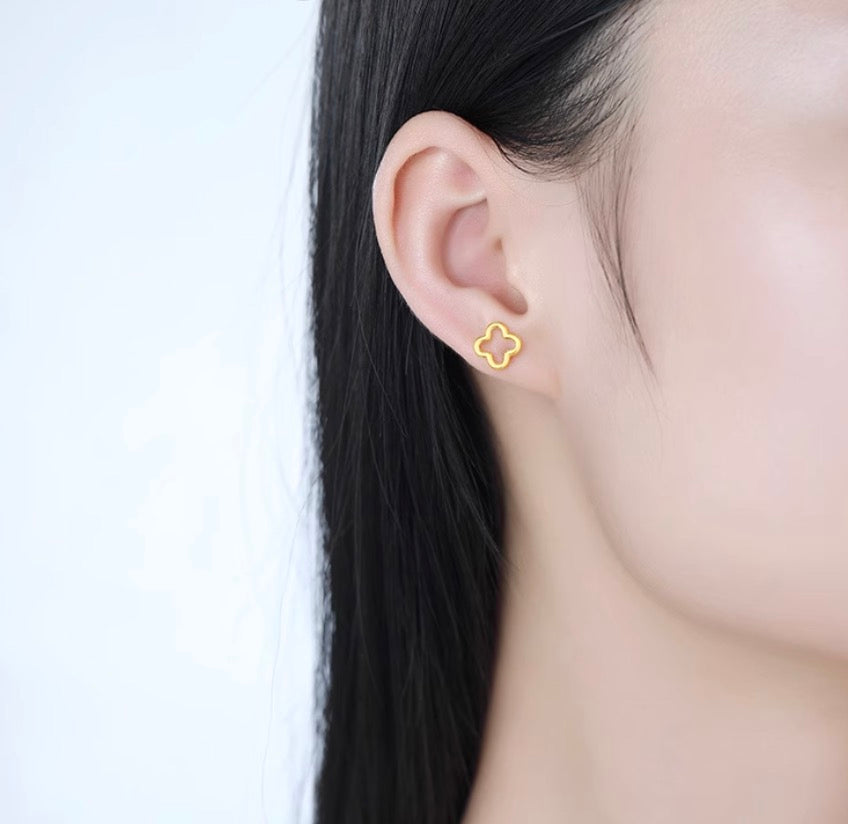 K18YG クローバー ピアス スタッドピアス 四ツ葉 四つ葉 イエローゴールド 18金 18K YG