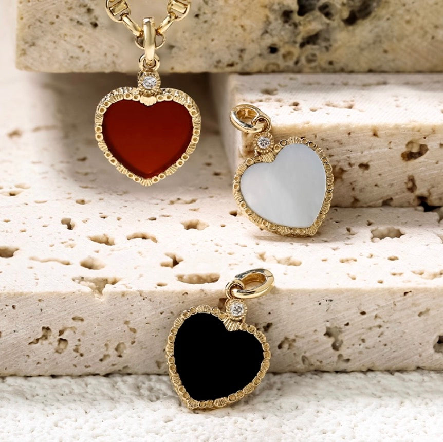 K18YG イエローゴール ド ハート ダイヤモンド ネックレス ペンダント バチカン レッドカーネリアン ブラックオニキス 白蝶貝 18K ペンダントトップ ネックレスチャーム 赤 黒 白