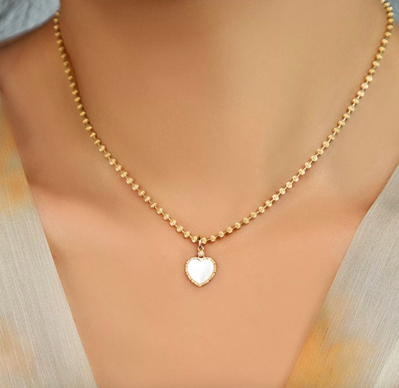 K18YG イエローゴール ド ハート ダイヤモンド ネックレス ペンダント バチカン レッドカーネリアン ブラックオニキス 白蝶貝 18K ペンダントトップ ネックレスチャーム 赤 黒 白