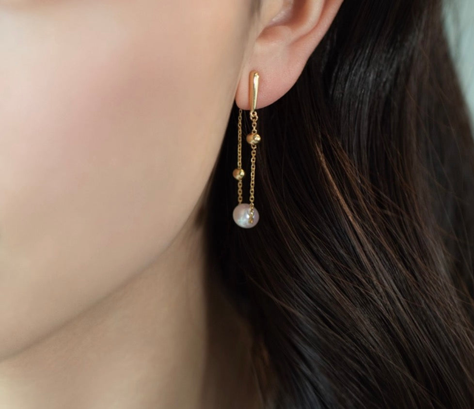 18k yellow gold akoya pearl earrings