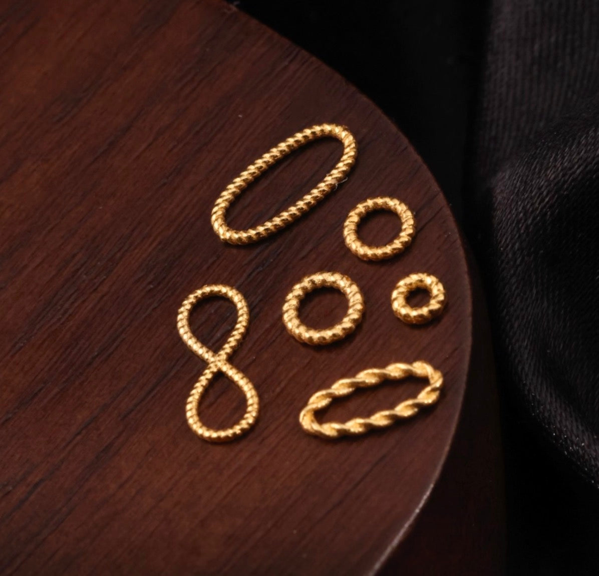 K18YG【ラウンド】イエローゴールド パーツ チェーンパーツ コマ 18K 18金 YG K18 ロープ ねじり ツイスト 丸 円形 マルカン 繋ぎ