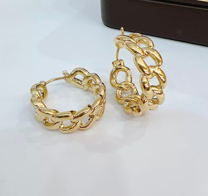 K18YG ピアス フープピアス リングピアス 18K 18金 YG K18 喜平チェーン チェーンモチーフ 中空ピアス イエローゴールド 大ぶり