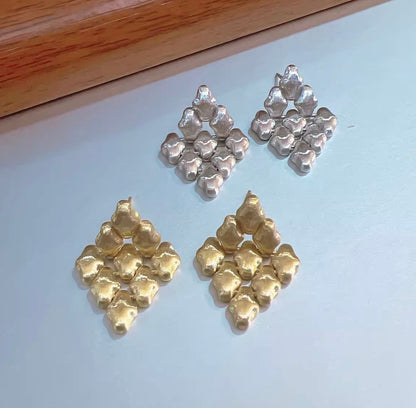 K18YG WG ピアス スタッドピアス 18K 菱形 YG K18 やすり加工 ヘアライン つや消し ホワイトゴールド イエローゴールド 中空ピアス 大ぶり