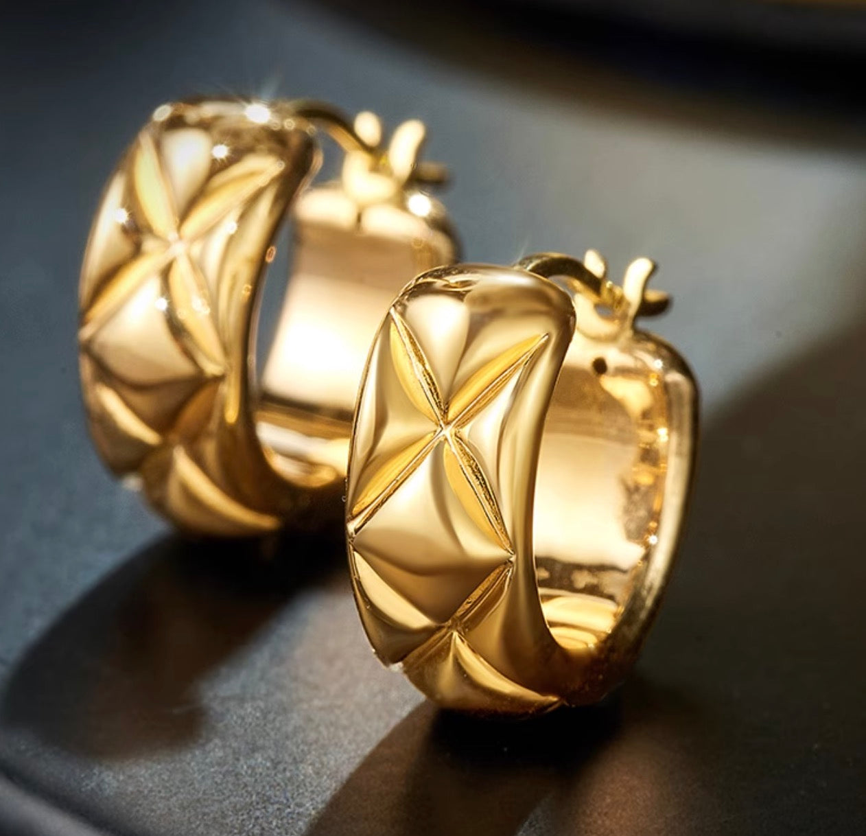 18k gold hoops earrings X italian jewelry