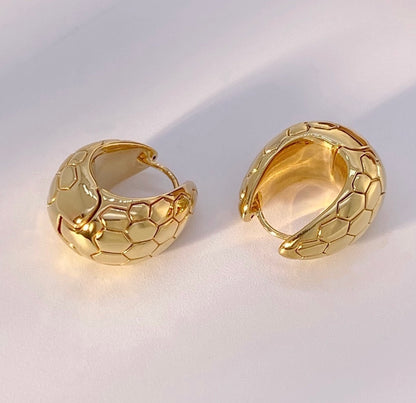 18k gold jewelry teardrop hollow earrings