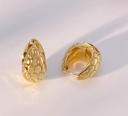 18k gold jewelry teardrop hollow earrings