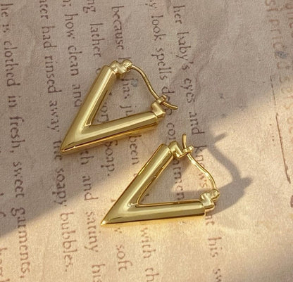 18k gold jewelry hoops earrings triangle